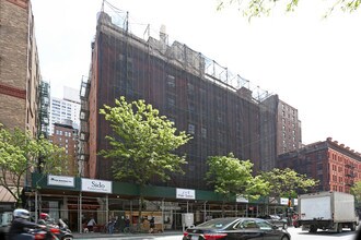 53 W 72nd St in New York, NY - Building Photo - Building Photo