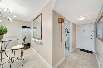 4841 NW 22nd Ct in Lauderhill, FL - Building Photo - Building Photo