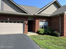 620 W Utica St in Sellersburg, IN - Building Photo