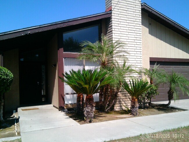2525 Actis St-Unit -ACTIS RD 2525 A in Bakersfield, CA - Building Photo - Building Photo
