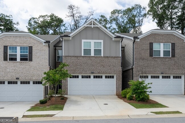 1585 Villageside Ct