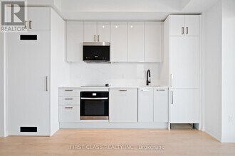 280 Dundas St W in Toronto, ON - Building Photo - Building Photo