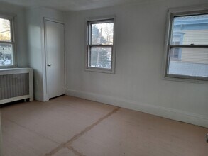 113 N Church St, Unit apartment in Moorestown, NJ - Building Photo - Building Photo