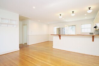 1412 Cherry Ave in Charlottesville, VA - Building Photo - Building Photo