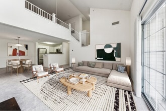 Hayworth Wilton in Wilton, CT - Foto de edificio - Interior Photo