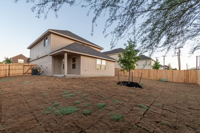4914 War Horse Dr in San Antonio, TX - Building Photo - Building Photo