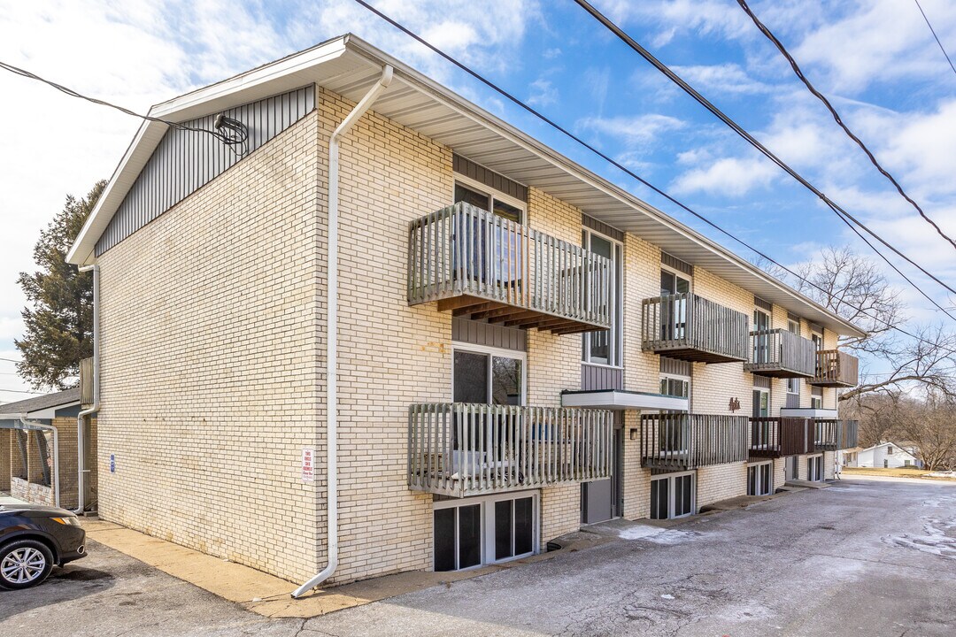 900 Elder Ln in Des Moines, IA - Building Photo