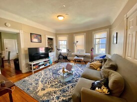 68 Richdale Ave, Unit #1 in Cambridge, MA - Building Photo - Building Photo