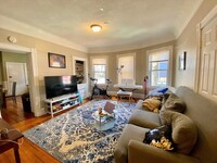 68 Richdale Ave, Unit #1 in Cambridge, MA - Foto de edificio - Building Photo