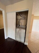 3651 N Goldenrod Rd in Winter Park, FL - Foto de edificio - Building Photo