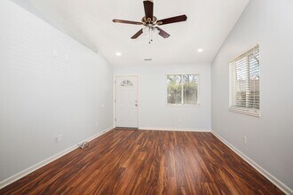 2523 N Clarkson St in Denver, CO - Building Photo - Building Photo