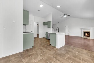 8334 Manhatten Dr in Southaven, MS - Building Photo - Building Photo