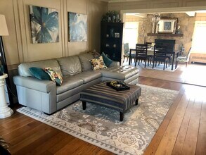 8412 Oxford Woods Ct in Louisville, KY - Building Photo - Building Photo