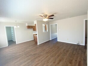 6401 35th St in Lubbock, TX - Building Photo - Building Photo