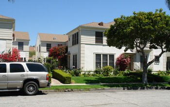 4003 Leeward Ave in Los Angeles, CA - Building Photo - Building Photo