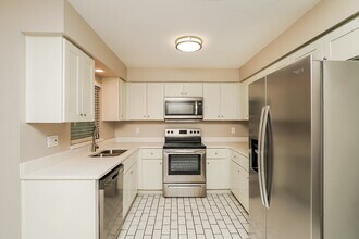 245 Alpine St in Altamonte Springs, FL - Building Photo - Building Photo
