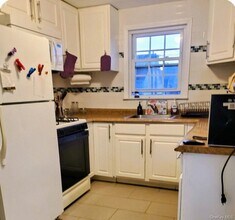 302 E Penn St in Long Beach, NY - Building Photo - Building Photo