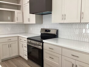 601 Cata Dr in Laredo, TX - Building Photo - Building Photo