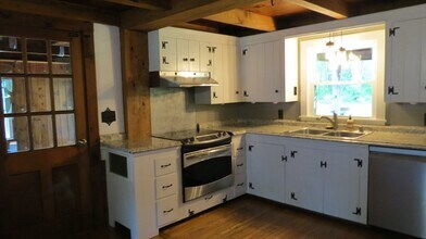23 Archelaus Pl in West Newbury, MA - Building Photo - Building Photo