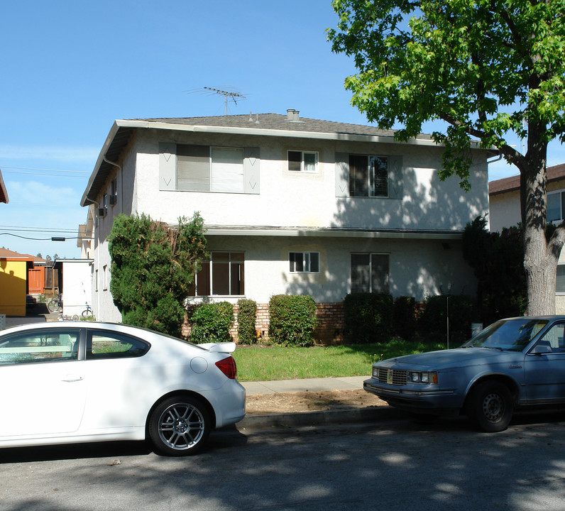 1579 Quebec Ct in Sunnyvale, CA - Foto de edificio