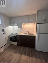 322 Edwin St in Kitchener, ON - Building Photo - Building Photo