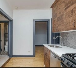 750 Onderdonk Ave, Unit 2F in Ridgewood, NY - Building Photo - Building Photo