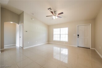 2713 29th St SW in Lehigh Acres, FL - Building Photo - Building Photo