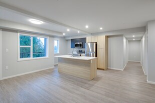 Drinkwater Place Apartments in North Cowichan, BC - Building Photo