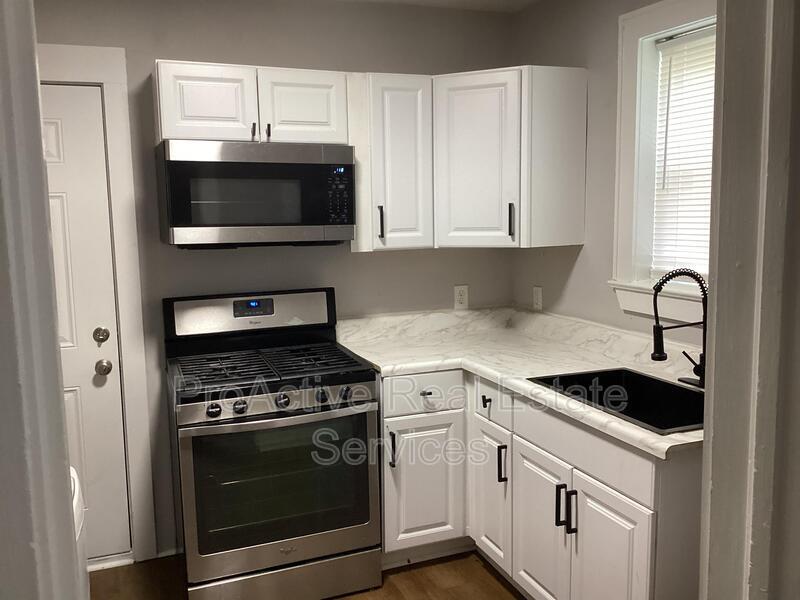 1201 Tallwood St in Norfolk, VA - Foto de edificio