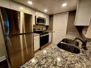 8376 S Upham Way in Littleton, CO - Building Photo - Building Photo