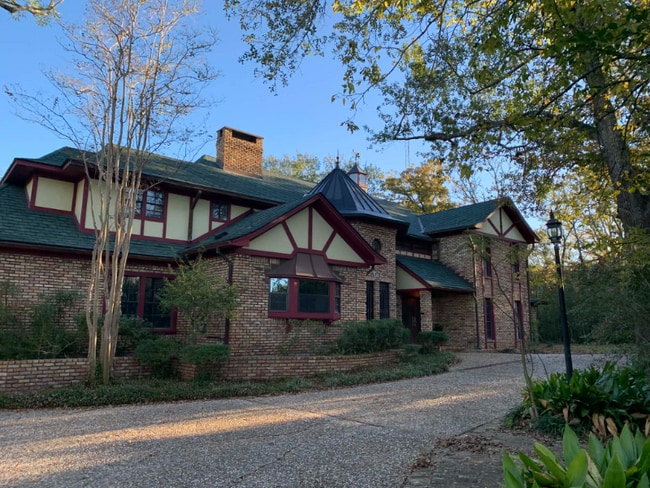 37 Pamela Ln in College Station, TX - Foto de edificio - Building Photo