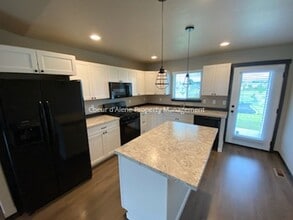 8732 Haddon St in Post Falls, ID - Building Photo - Building Photo