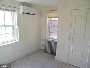 423 Delaware St in New Castle, DE - Building Photo - Building Photo