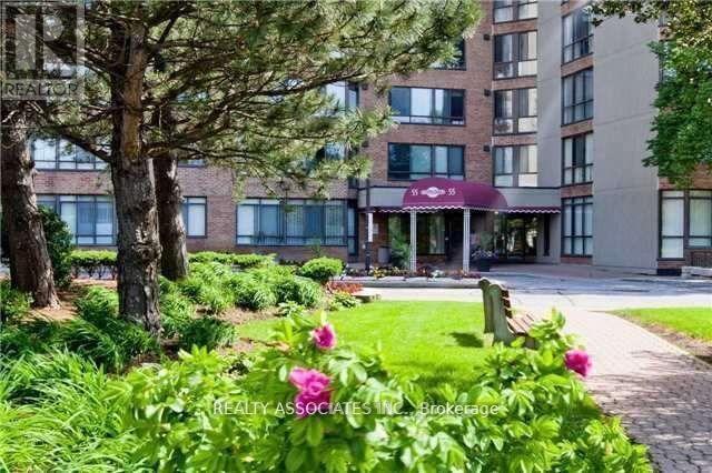 55 Bamburgh Cir in Toronto, ON - Building Photo - Building Photo