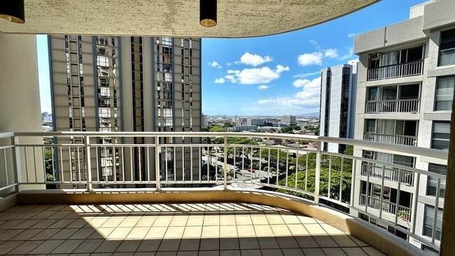 property at 2047 Nuuanu Ave