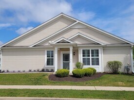 13540 Yellow Pine Dr in Huntley, IL - Building Photo