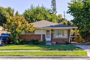 8961 Laurence Ave in Allen Park, MI - Building Photo