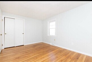 548 Poplar St in Boston, MA - Building Photo - Building Photo