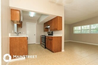 5915 Beechmont Blvd in Orlando, FL - Building Photo - Building Photo