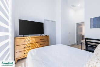 1155 NE 126th St in North Miami, FL - Building Photo - Building Photo