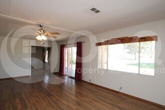 8935 E Fairway Blvd in Sun Lakes, AZ - Building Photo - Building Photo