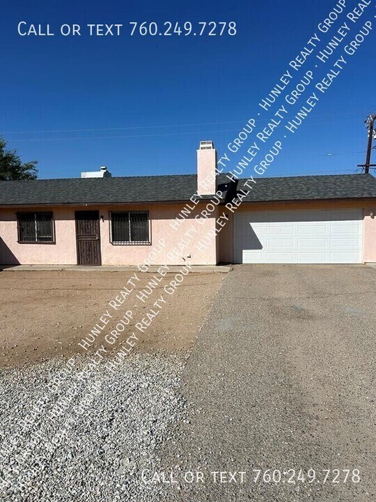 13058 Mohawk Rd in Apple Valley, CA - Building Photo