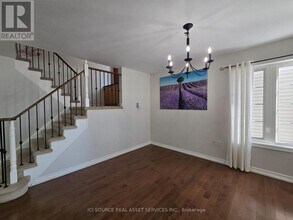 1468 Coldstream Dr in Oshawa, ON - Building Photo - Building Photo