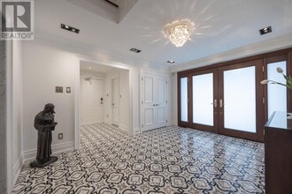 42 Fifeshire Rd in Toronto, ON - Building Photo - Building Photo