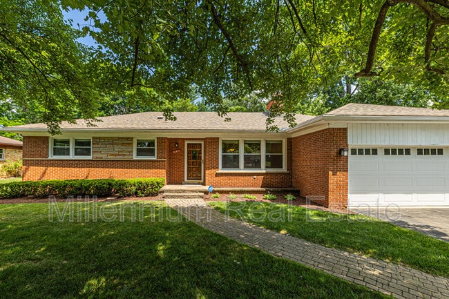 property at 31671 Nixon St