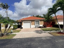 15561 SW 144th Terrace in Miami, FL - Building Photo