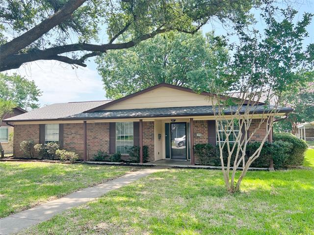 1906 Crockett St in Garland, TX - Building Photo - Building Photo
