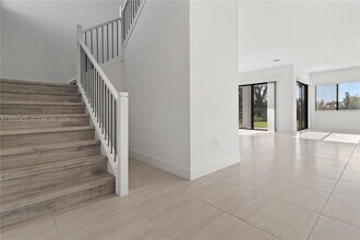 2391 SW 123rd Ter in Davie, FL - Building Photo - Building Photo