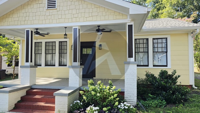 315 West Ave in Cartersville, GA - Foto de edificio - Building Photo