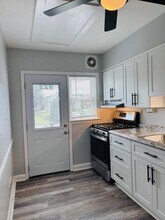 922 Wilton Dr in Halethorpe, MD - Building Photo - Building Photo